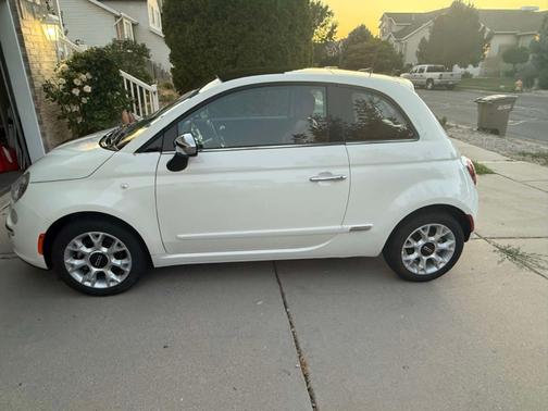 2017 FIAT 500 Lounge