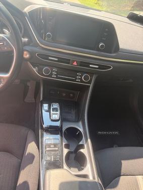 Black 2021 Hyundai SONATA Hybrid SEL