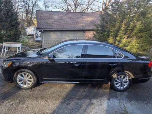 2016 Volkswagen Passat 1.8T S