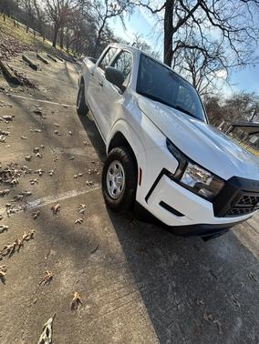 2022 Nissan Frontier S