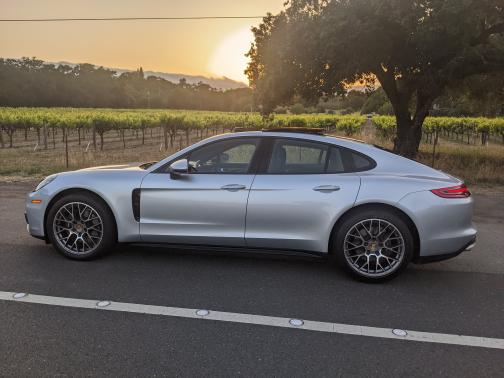2017 Porsche Panamera Panamera 4