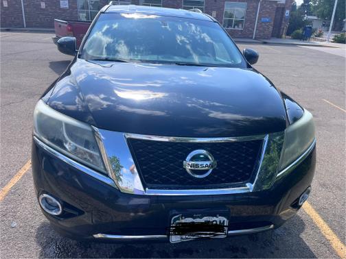 2016 Nissan Pathfinder SV