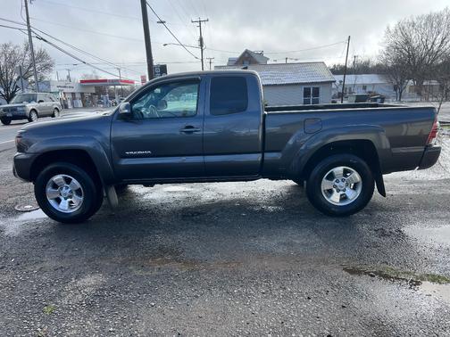 Gray 2012 Toyota Tacoma Base