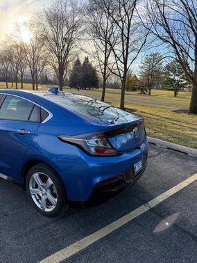2018 Chevrolet Volt LT