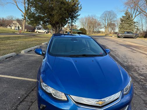 2018 Chevrolet Volt LT