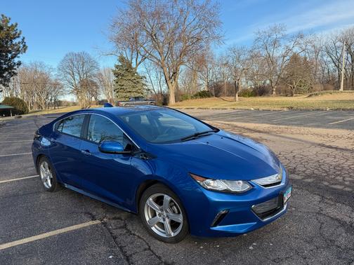 2018 Chevrolet Volt LT