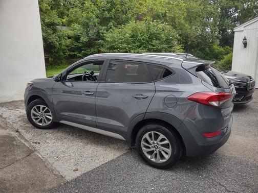 2018 Hyundai TUCSON SEL