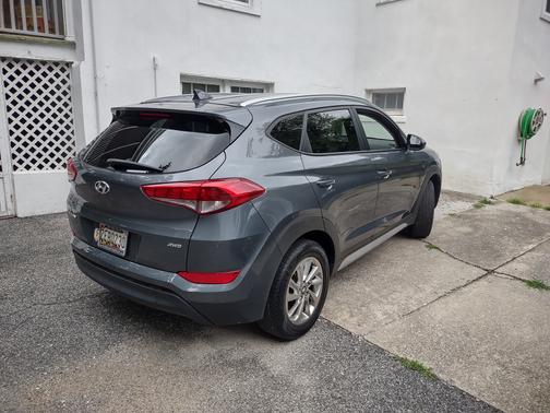 2018 Hyundai TUCSON SEL