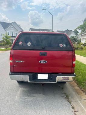Red 2007 Ford F-150 XLT SuperCab