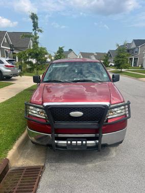 Red 2007 Ford F-150 XLT SuperCab