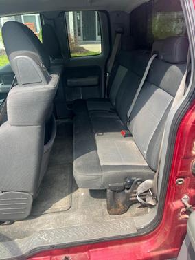 Red 2007 Ford F-150 XLT SuperCab