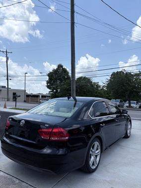 2014 Volkswagen Passat 2.0L DSG TDI SE w/Sunroof & Nav