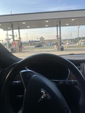 2017 Tesla Model S 75D