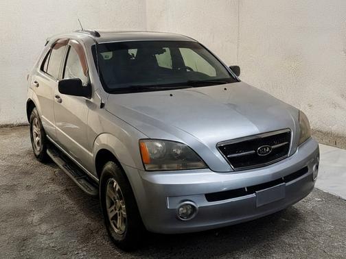 Blue 2006 Kia Sorento LX