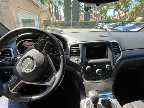 2021 Jeep Grand Cherokee Laredo