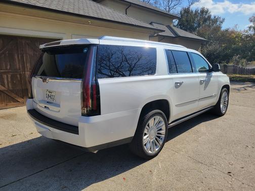 2016 Cadillac Escalade ESV Platinum