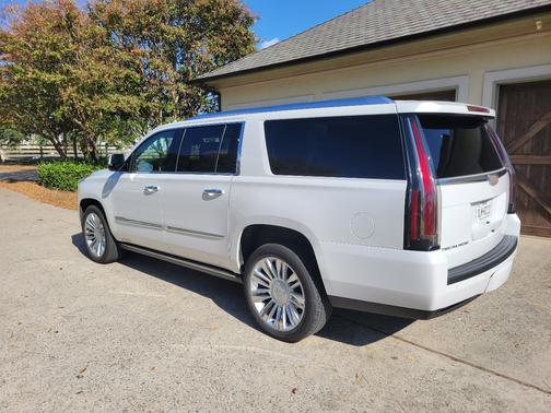 2016 Cadillac Escalade ESV Platinum