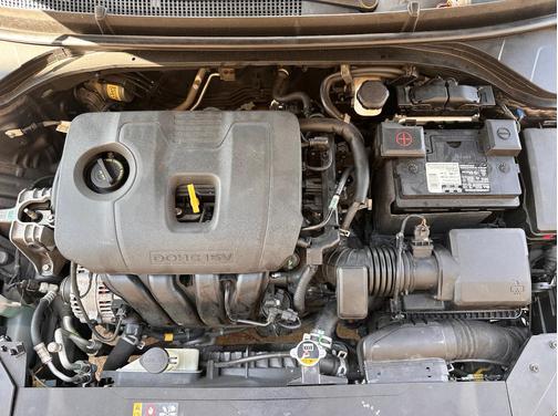 Silver 2020 Hyundai ELANTRA SEL