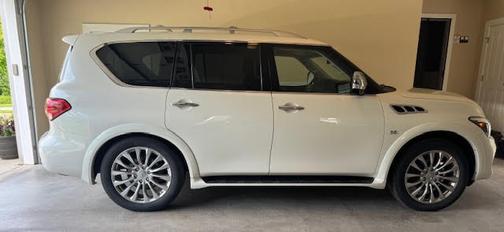 2015 INFINITI QX80 Base