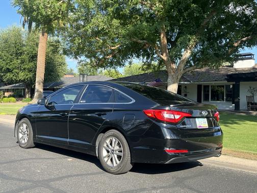 2017 Hyundai SONATA Base