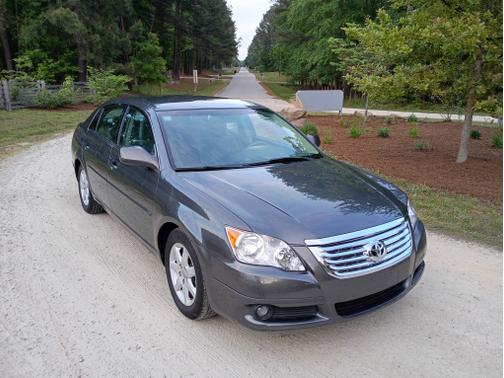 2010 Toyota Avalon XL