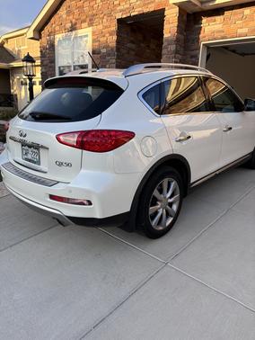 2017 INFINITI QX50 Base