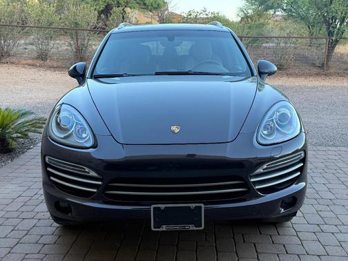 Brown 2014 Porsche Cayenne Cayenne Diesel
