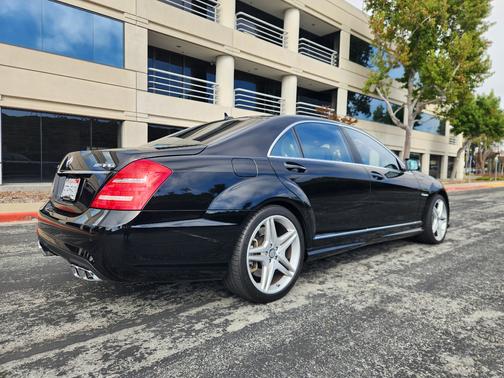 2011 Mercedes-Benz S-Class S 63 AMG