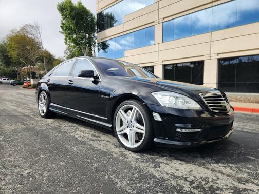 2011 Mercedes-Benz S-Class S 63 AMG