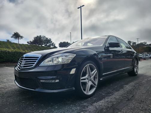 2011 Mercedes-Benz S-Class S 63 AMG
