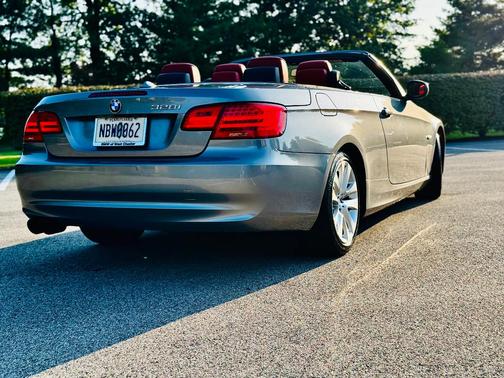 Gray 2011 BMW 328 i