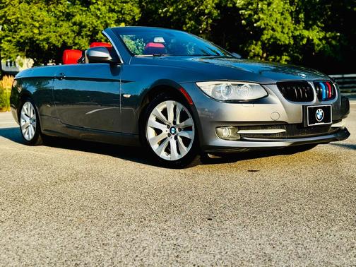 Gray 2011 BMW 328 i