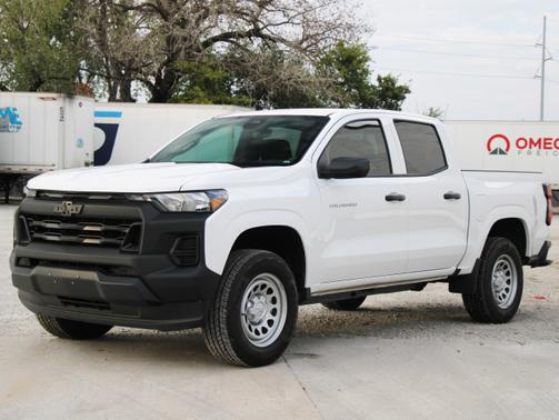 2024 Chevrolet Colorado WT