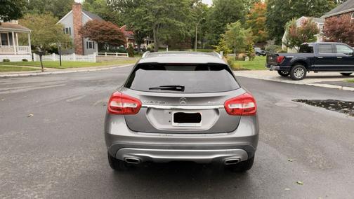 Gray 2017 Mercedes-Benz GLA 250 4MATIC