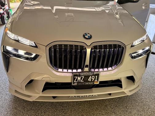 White 2025 BMW ALPINA XB7 Base
