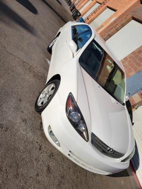 White 2002 Toyota Camry LE