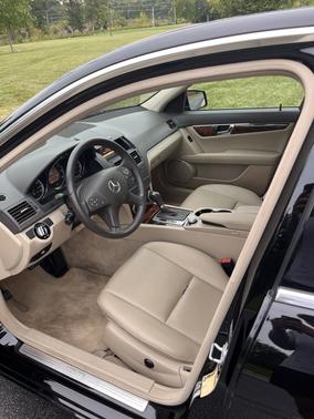 2010 Mercedes-Benz C-Class C 300 4MATIC Luxury