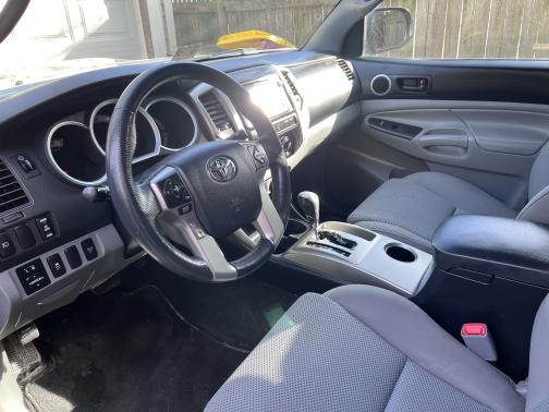 2014 Toyota Tacoma Base