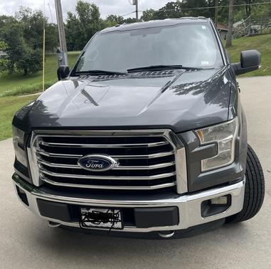 Gray 2015 Ford F-150 XLT