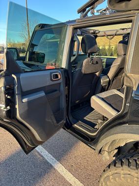 Black 2022 Ford Bronco Base