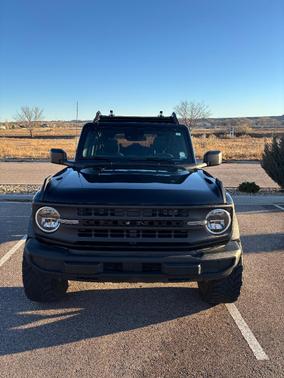 Black 2022 Ford Bronco Base