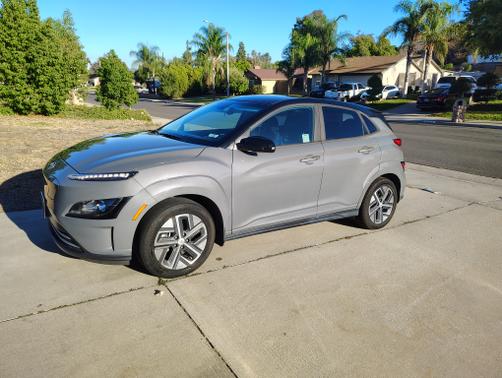 2023 Hyundai KONA EV SE