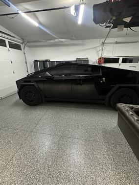 2024 Tesla Cybertruck Cyberbeast
