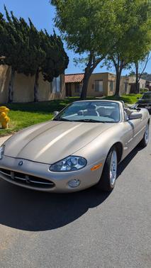 2002 Jaguar XK8 Base