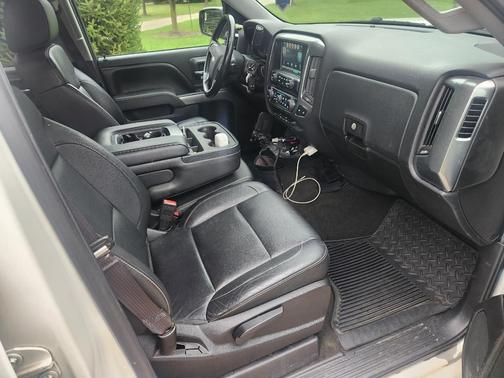 White 2015 Chevrolet Silverado 1500 1LT