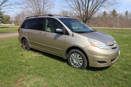2006 Toyota Sienna LE