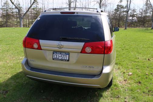 2006 Toyota Sienna LE