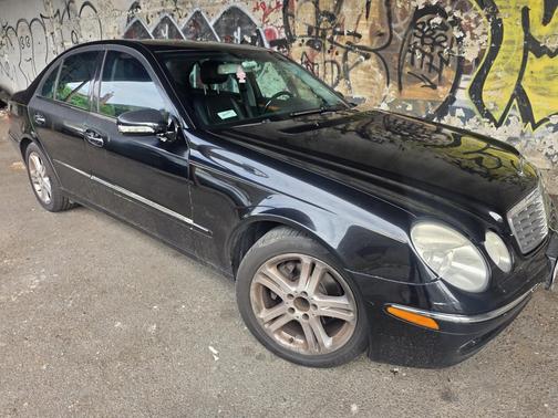 Black 2006 Mercedes-Benz E-Class E 350 4MATIC