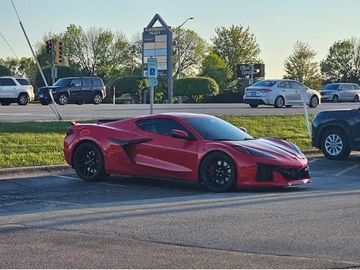 2025 Chevrolet Corvette Z06 w/1LZ