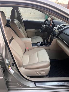 Gold 2013 Toyota Camry XLE